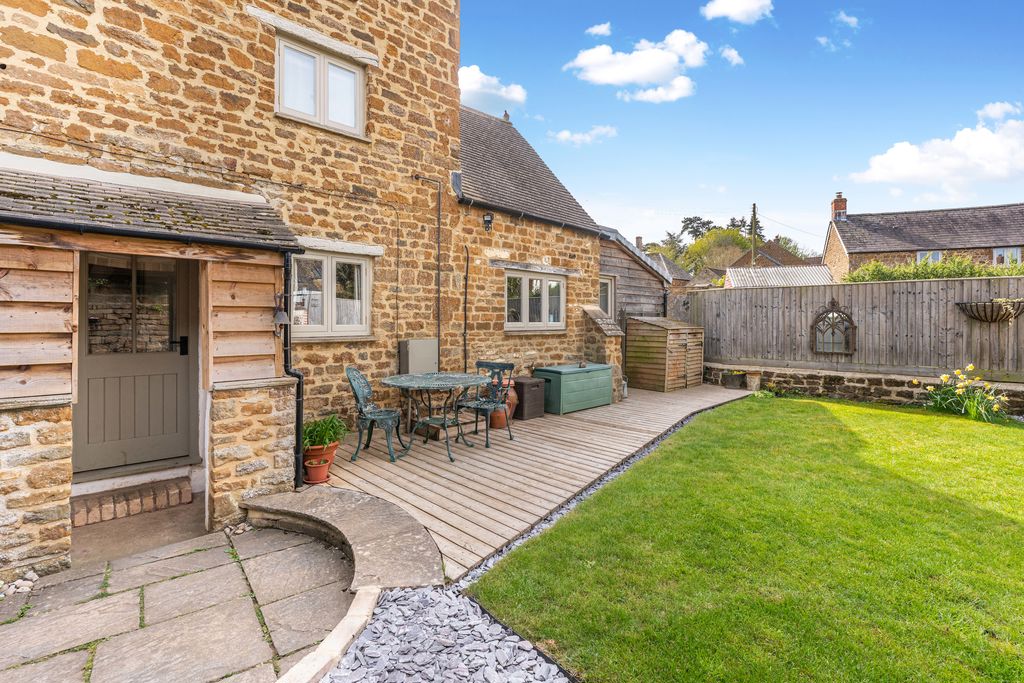 Aynho Road Adderbury